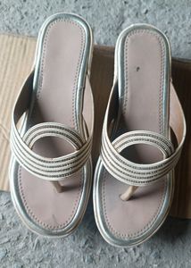Twin Toes Women Wedges