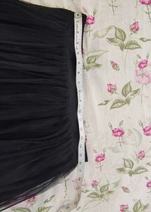 ROVING MODE Black Midi Skirt (L)