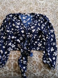 Floral Tie-Front Crop Top