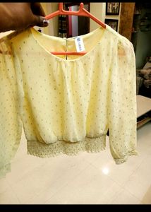 Yellow 💛 Top