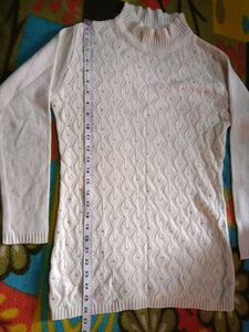 Elegant White Turtleneck Sweater top