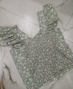 Floral Puff Sleeve Top