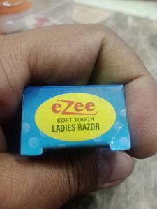 Ezee Soft Touch Ladies Razor