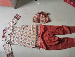 Leaf Print punjabi Kurta with cold shoulders