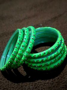 Green Bangles Set of 8 bangle