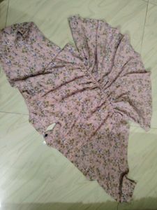 Floral Blouse - Flowy Fit