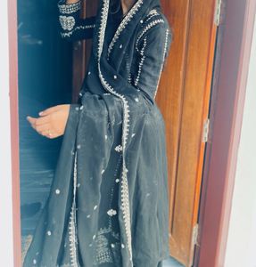Elegant Black Embroidered Kurta Set