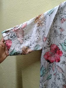 White Floral Kurtha