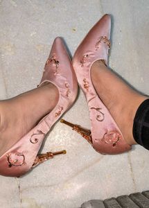 FAIRYY Pink Heels