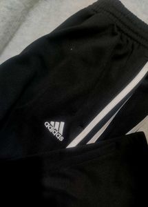 Adidas Black Track Pants | Coupe Fit | Soft Fabric