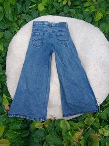 M&amp;H Baggy Jeans