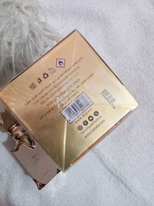 Lattafa Eclaire Perfume