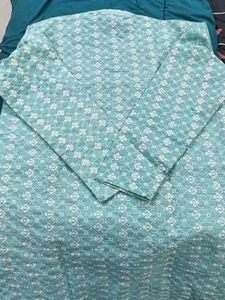 Men&#39;s Floral embroidery Kurta