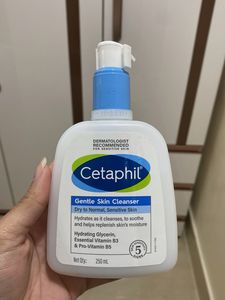 Cetaphil Gentle Skin Cleanser- one pump use