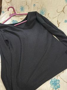 Black Long Sleeve Top