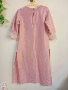 Pink Kurta Set with Lace Detail