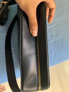 Irth Black Sling Bag