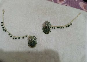 Emerald Jhumka Earrings