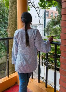 Stylish Blue Tunic Top