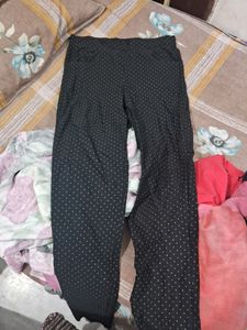 BLACK JEGGIE