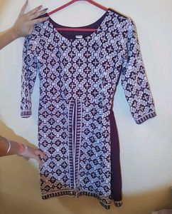 Elegant Embroidered Kurta