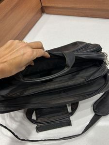 Black Leather Shoulder Bag 💼