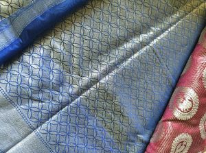 💥🆕️ Elegant Zari Saree With Peacock Buttas