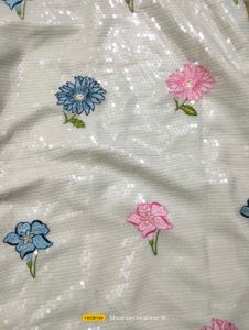 Elegant Floral Embroidered Kurti Set