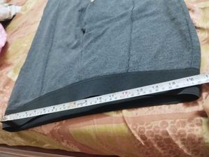 3 Pants 500 Rs