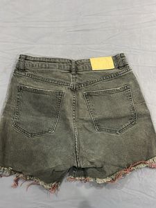 Frayed Hem Denim Shorts