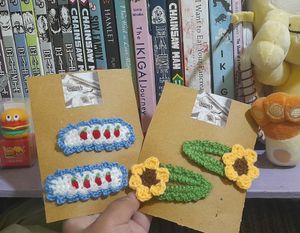 Crochet Hair Clips ( 2 Pcs )