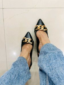 Carlton London Black Bock Heels