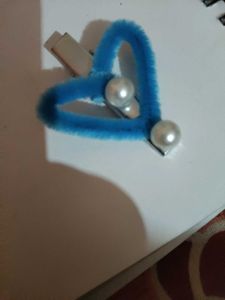 Hair Clip 🩵