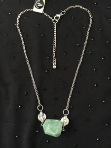 Green faceted Stone Pendant Necklace