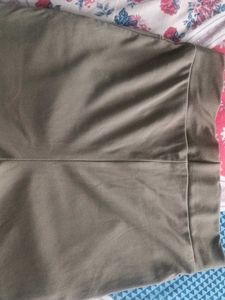🎋Donation 🧸Beige Colour Embellished Pocket Pants
