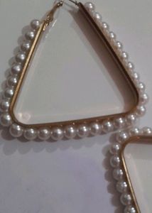 Pearls Earing with golden Base