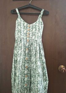 Green Floral Print Dress (M)