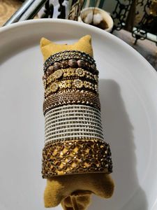 Combo Of 7 Bangles