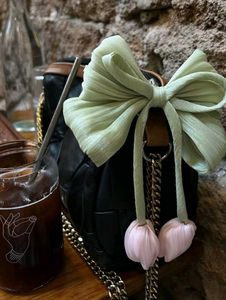 Tulip Bow Clip