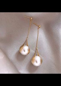 Pearl Drop Earrings