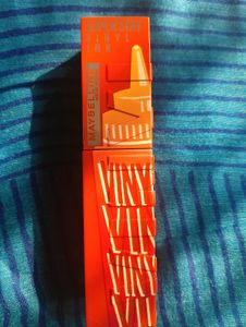 Maybelline Superstay Vinyl Ink- Sriracha