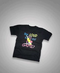 DEMANDING BLACK T-SHIRT CRICKET PRINT ON FRONT