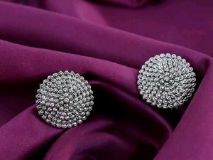 Silver Oxidized Earing