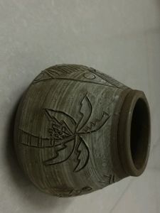 Hand Made Clay Pot Perfect For Ur Table .