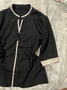Combo Sell 😍🙀🪞🌸white And  Black Tops