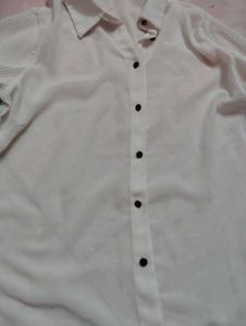 Elegant White Pleated Sleeve Shirt