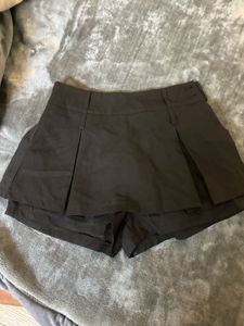 Cute Black Skort