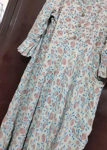 Sea Green &amp; Maroon Floral Printed Kurti 44 Bust