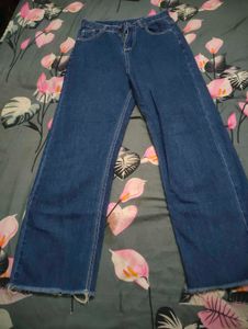 Dark Blue Denim Jeans in baggy style