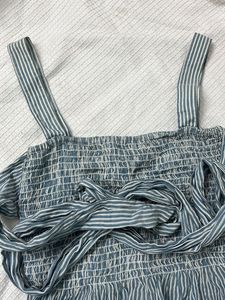 Tie Knot Crop Top